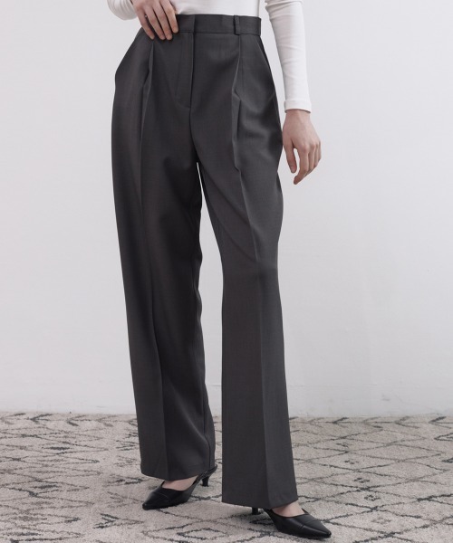 by muni:r（バイ ムニール）の「【低身長/高身長/サイズ展開有/5色展開】ピンタックワイドスラックス（スラックス・レディース・ブラウン/チャコールグレー/ブラック/ライトベージュ/ライトグレー・M-Regular/M-Long/S-Long/S-Regular）」の3枚目の写真