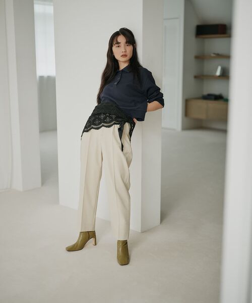 STRATA(エストラータ)の「ナローベルトタックテーパードパンツ 【低身長・小柄女性】(その他パンツ・レディース・ベージュ/ネイビー/ブラウン・XS/S)」の11枚目の写真