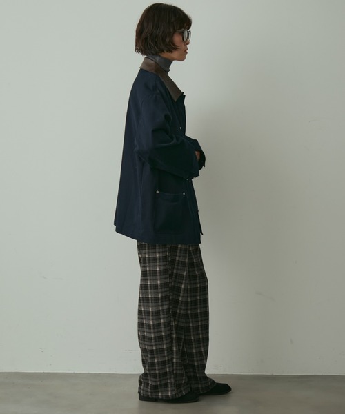 full/fill.（フルフィル）の「collar accent coverall / カラーアクセントカバーオール（カバーオール・レディース・ネイビー/アイボリー・FREE）」の13枚目の写真