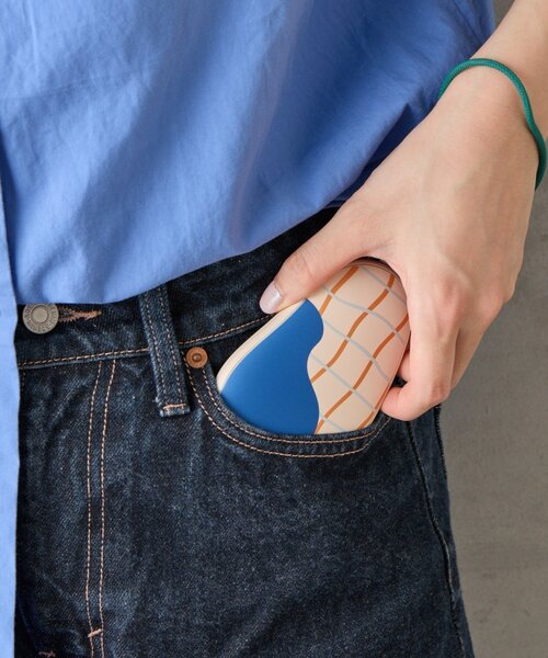 BIRTHDAY BAR（バースデイバー）の「【SAHIR サヒール】Handwarmer Curve　充電式カイロ（生活家電・レディース・オレンジ/ネイビー・0）」の12枚目の写真