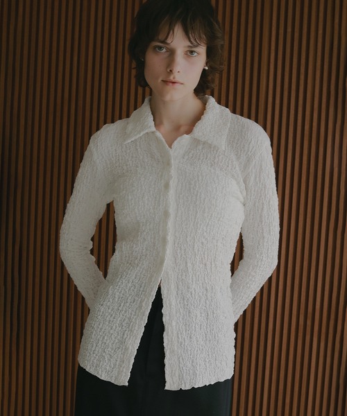 MANOF(マノフ)の「LACE SHIRTS TOPS(Tシャツ/カットソー・レディース・ホワイト/ブラウン/ブラック・F)」の2枚目の写真