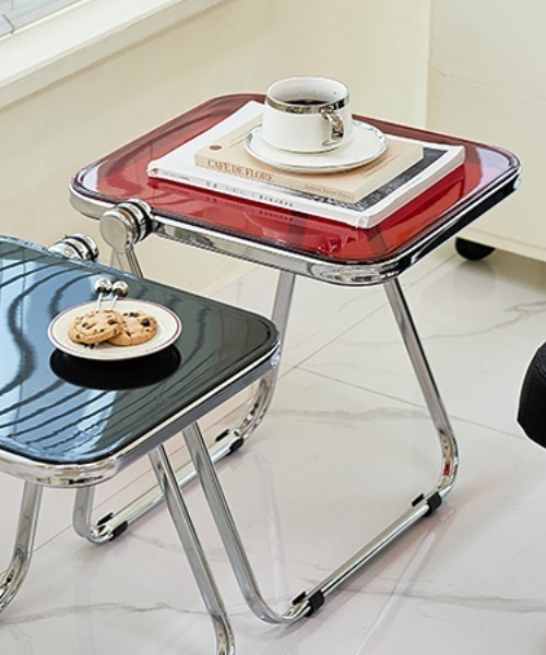 Made in I(メイドインアイ)の「Folding modern acrylic side table(家具・レディース・ホワイト/レッド/ブラウン/グレー/クリア/ブラック・FREE)」の5枚目の写真