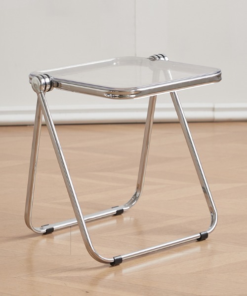 Made in I(メイドインアイ)の「Folding modern acrylic side table(家具・レディース・ホワイト/レッド/ブラウン/グレー/クリア/ブラック・FREE)」の16枚目の写真