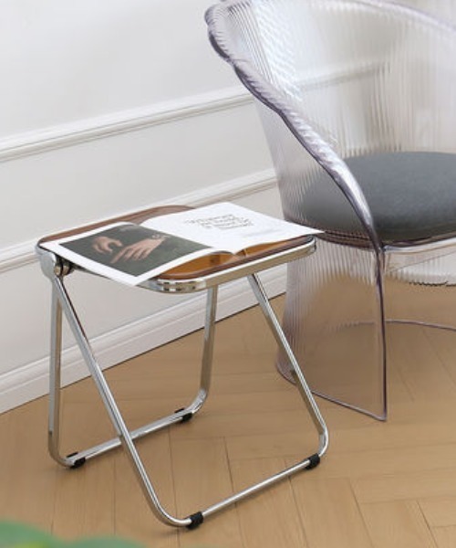 Made in I(メイドインアイ)の「Folding modern acrylic side table(家具・レディース・ホワイト/レッド/ブラウン/グレー/クリア/ブラック・FREE)」の18枚目の写真
