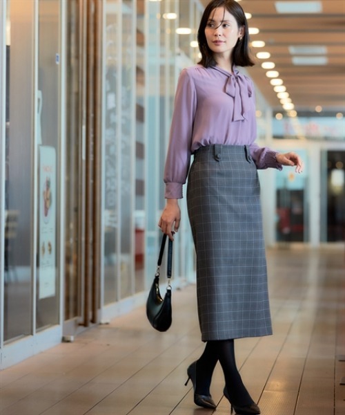 7days Life Styling（セブンデイズライフスタイリング）の「【あったか裏起毛】タブ付きミディ丈スカート（しわになりにくい・ストレッチ）<大きいサイズ有>（スカート・レディース・ブラック/ブラック系・S/M/L/LL/3L/4L）」の14枚目の写真