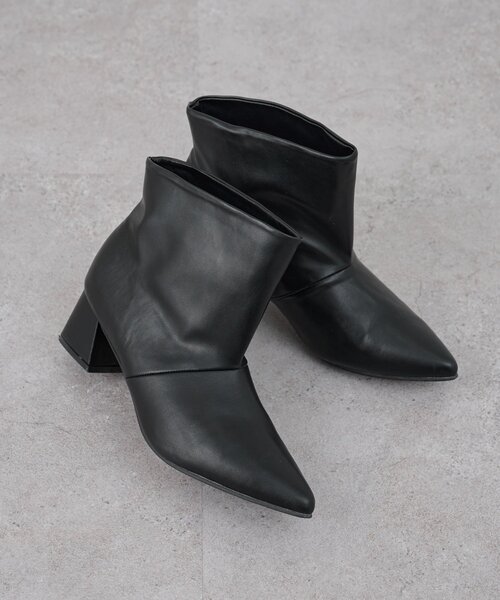 SHENERY(シーナリー)の「ポインテッドショートブーツ(ブーツ・レディース・ブラック・36/37/38)」の1枚目の写真