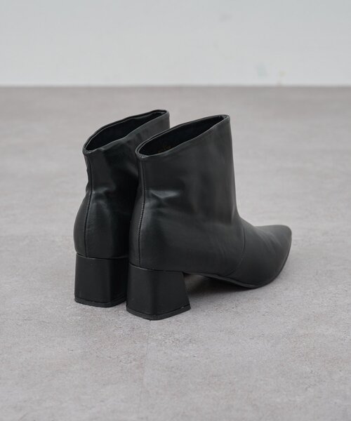 SHENERY(シーナリー)の「ポインテッドショートブーツ(ブーツ・レディース・ブラック・36/37/38)」の6枚目の写真