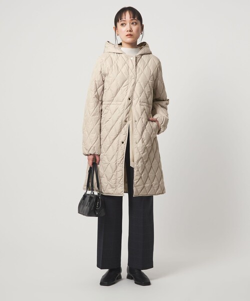 green label relaxing（グリーンレーベルリラクシング）の「キルティング ライト ダウン コート 撥水（ダウンジャケット/コート・レディース・ネイビー/モカ/ナチュラル・36/38）」の17枚目の写真