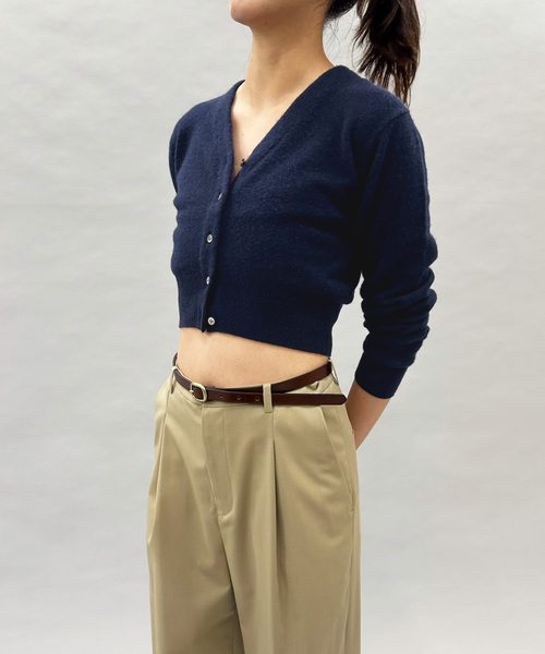 EDIT. FOR LULU（エディットフォールル）の「カシミヤVネックカーディガン（ニット/セーター・レディース・ホワイト/ピンク系その他/ネイビー・FREE）」の9枚目の写真