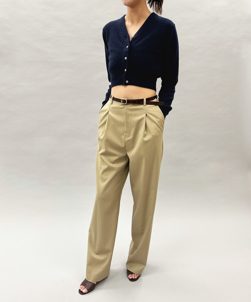 EDIT. FOR LULU（エディットフォールル）の「カシミヤVネックカーディガン（ニット/セーター・レディース・ホワイト/ピンク系その他/ネイビー・FREE）」の12枚目の写真