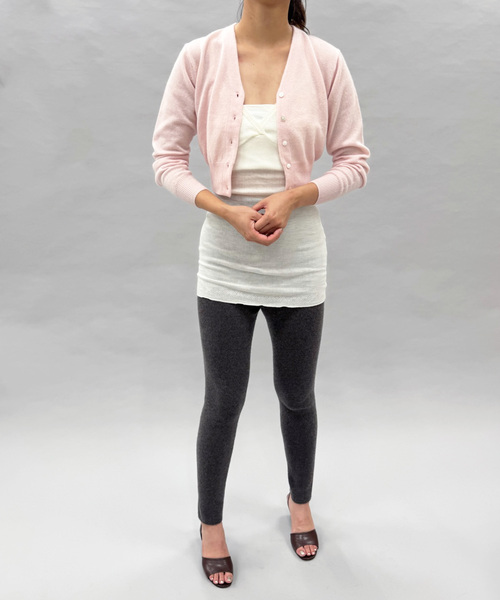 EDIT. FOR LULU（エディットフォールル）の「カシミヤVネックカーディガン（ニット/セーター・レディース・ホワイト/ピンク系その他/ネイビー・FREE）」の22枚目の写真