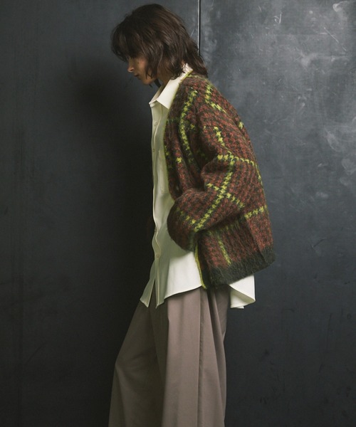 MAISON SPECIAL(メゾンスペシャル)の「《UNISEX》5G Plaid Pattern Shaggy Knit V-neck Cardigan/5GチェックパターンシャギーニットVネックカーディガン【MAISON SPECIAL/メゾンスペシャル】(カーディガン/ボレロ・メンズ・ブラウン/ブルー・0/1/2)」の19枚目の写真