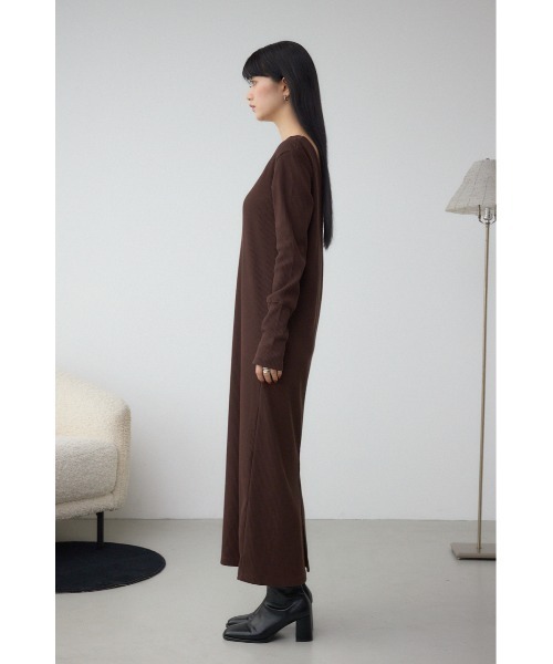 AZUL by moussy(アズールバイマウジー)の「【セット】【身長/骨格別着用画像あり】ハーフジップスウェットワンピース トレーナー トップス 秋服 冬服 ハーフジップ 長袖 レイヤード(ワンピース・レディース・ブラック/ブラウン・SMALL/MEDIUM)」の15枚目の写真