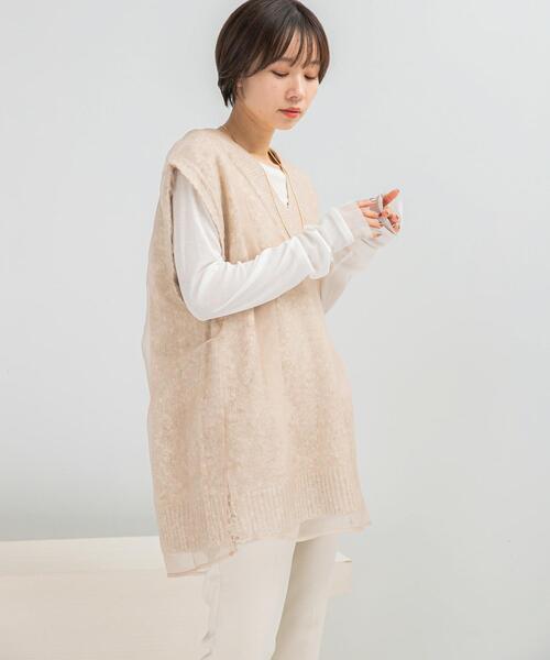 URBAN RESEARCH ROSSO WOMEN（アーバンリサーチ　ロッソ）の「CHIGNON　リバーオーガンドッキングベスト（ベスト・レディース・グレー/ベージュ・FREE）」の4枚目の写真