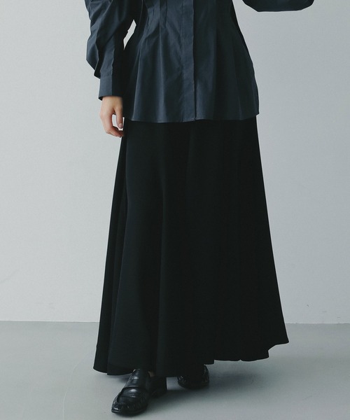 AJUGA.（アジュガ）の「フレアロングスカート（スカート・レディース・ブラック/ネイビー・S/M）」の12枚目の写真