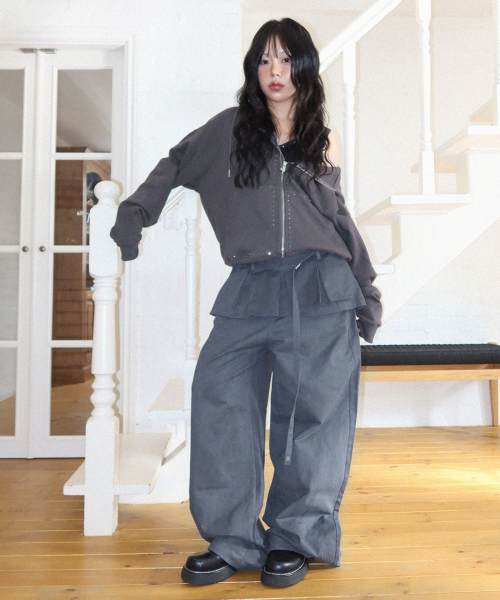 PLACE STUDIO（プレイススタジオ）の「プリーツスカートレイヤードワイドパンツ[チャコール]（その他パンツ・レディース・チャコール・FREE）」の3枚目の写真