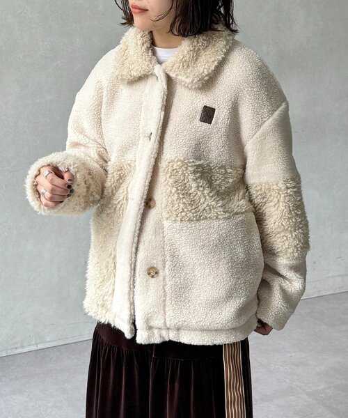 U.S. POLO ASSN.（ユーエスポロアッスン）の「【U.S. POLO ASSN.】ファージャケット（ブルゾン・レディース・グレイッシュベージュ/アイボリー/ブラウン/ホワイト系その他・SMALL/MEDIUM）」の3枚目の写真