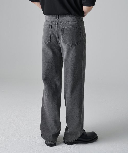 MUSINSA STANDARD（ムシンサスタンダード）の「ルーズストレートデニムパンツ[グレー]（デニムパンツ・メンズ・その他・40/38/42/36/27/28/29/34/32/30/31/33/26）」の5枚目の写真