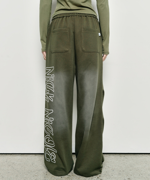 NICK&NICOLE(ニックアンドニコール)の「NICOLE BUTTERFLY WASHING SWEAT PANTS_KHAKI(スウェットパンツ・レディース・その他・FREE)」の3枚目の写真