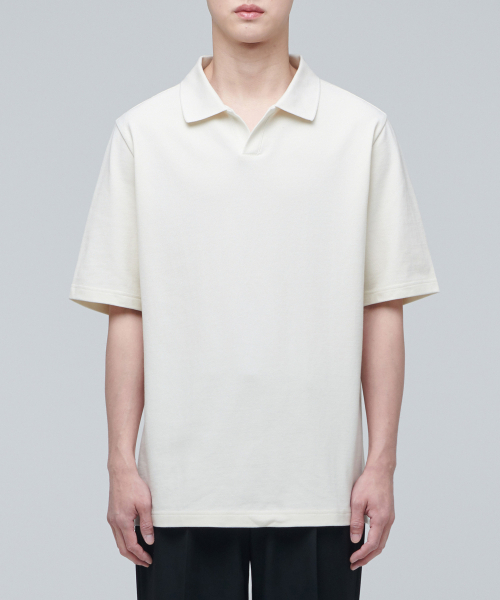 MUSINSA STANDARD(ムシンサスタンダード)の「スリットネックピケタートルネックシャツ【クリーム】(ポロシャツ・メンズ・その他・SMALL/MEDIUM/LARGE/X-LARGE/XX-LARGE/XXX-LARGE)」の3枚目の写真