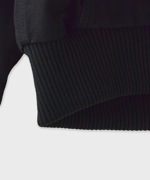 Carhartt（カーハート）の「Carhartt Washed Duck Insulated Active Jacket / 104050（マウンテンパーカー・メンズ・ブラック/ブラウン・S/M/L/XL）」の7枚目の写真