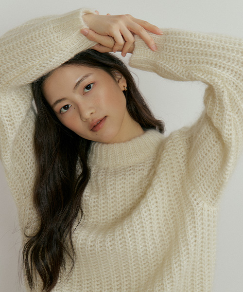 LINGSEOUL(リングソウル)の「kid mohair half neck knit-ivory(ニット/セーター・レディース・アイボリー・FREE)」の3枚目の写真