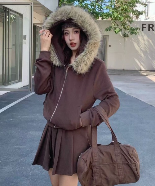 セール】ファーフーディーZIPパーカー＋プリーツミニスカート