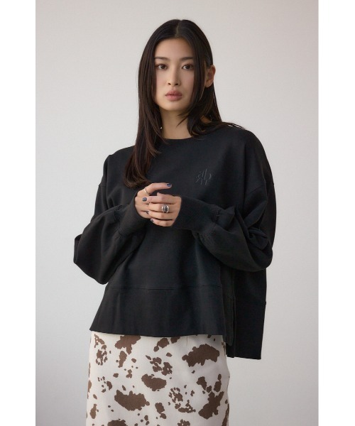 AZUL by moussy（アズールバイマウジー）の「ワンポイントロゴスウェット（スウェット・レディース・ライトイエロー/ブラック/アイボリー/ブラウン・FREE）」の20枚目の写真