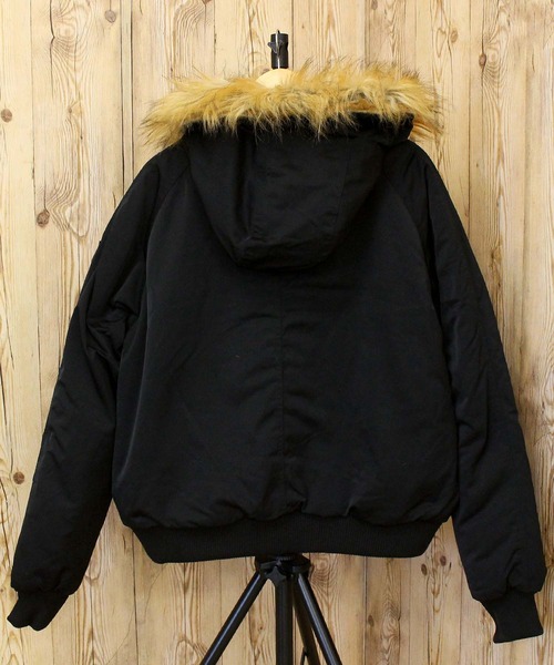 TopIsm(トップイズム)の「撥水加工 N2Bタイプ 中綿ジャケット(ミリタリージャケット・メンズ・ブラック/カーキ・M/XL/L)」の4枚目の写真