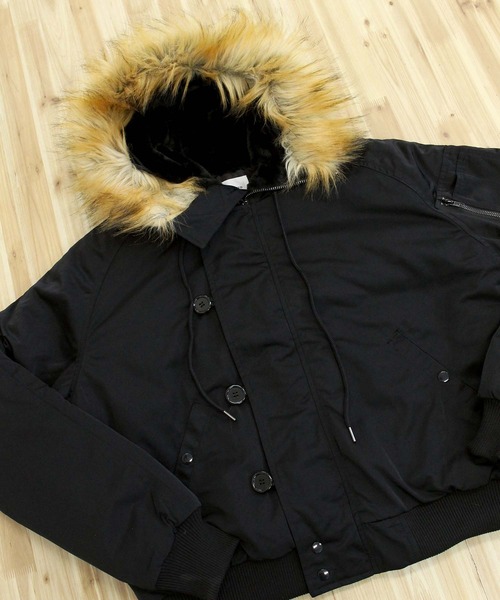 TopIsm(トップイズム)の「撥水加工 N2Bタイプ 中綿ジャケット(ミリタリージャケット・メンズ・ブラック/カーキ・M/XL/L)」の5枚目の写真