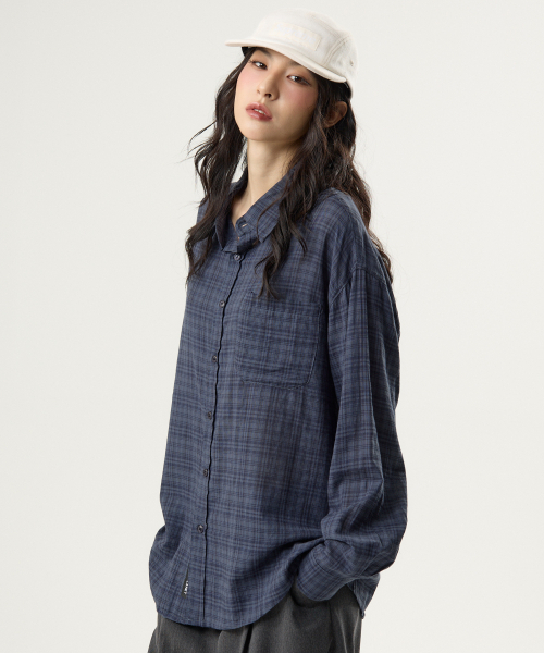 UNKNOWN PLANET(アンノウンプラネット)の「プラネットチェックシャツネイビー(シャツ/ブラウス・レディース・その他・LARGE/SMALL/MEDIUM)」の10枚目の写真