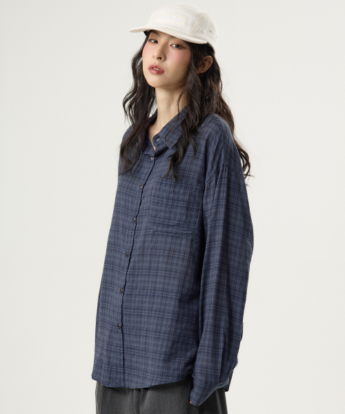 UNKNOWN PLANET(アンノウンプラネット)の「プラネットチェックシャツネイビー(シャツ/ブラウス・レディース・その他・LARGE/SMALL/MEDIUM)」の7枚目の写真