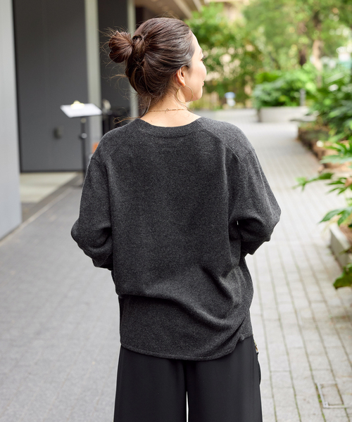 セール】手洗い可 / カシミヤ深Vプルオーバー（ニット/セーター）｜B.C