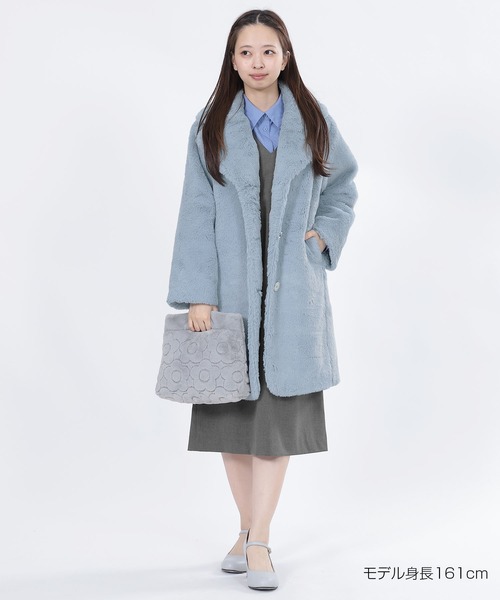 MARY QUANT（マリークワント）の「デイジーパールボタンファー ロングコート（チェスターコート・レディース・ブルー/アイボリー/ベージュ・M）」の7枚目の写真