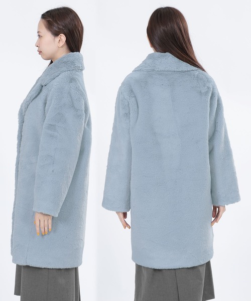 MARY QUANT（マリークワント）の「デイジーパールボタンファー ロングコート（チェスターコート・レディース・ブルー/アイボリー/ベージュ・M）」の4枚目の写真