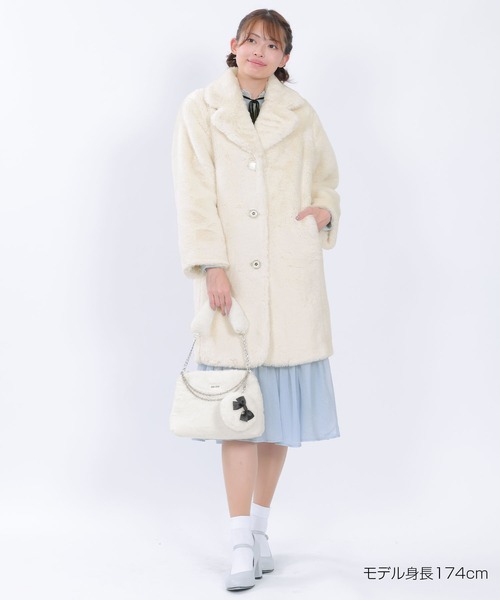 MARY QUANT（マリークワント）の「デイジーパールボタンファー ロングコート（チェスターコート・レディース・ブルー/アイボリー/ベージュ・M）」の18枚目の写真