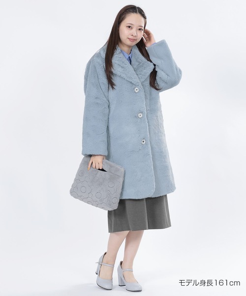 MARY QUANT（マリークワント）の「デイジーパールボタンファー ロングコート（チェスターコート・レディース・ブルー/アイボリー/ベージュ・M）」の8枚目の写真