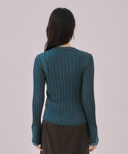 UNITED TOKYO（ユナイテッドトウキョウ）の「リップルレイヤーニット｜ウォッシャブル/オフィスカジュアル/細見え/春服（ニット/セーター・レディース・グリーン/ブラウン/グレー・FREE）」の9枚目の写真