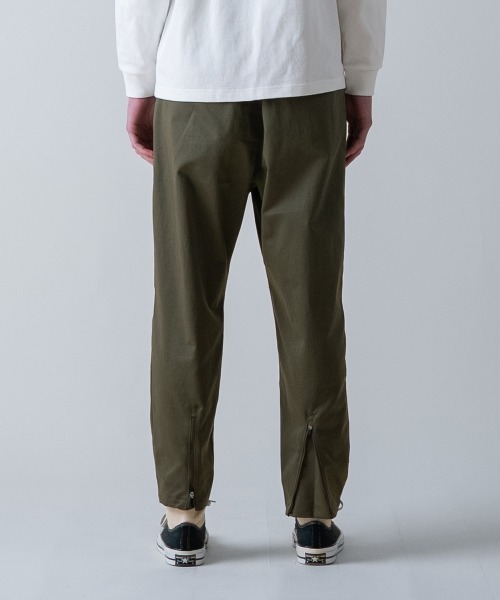 rehacer(レアセル)の「rehacer : Tactical Zip Morph Pants / タクティカル ジップ モーフ パ ンツ(チノパンツ・メンズ・ブラック/オリーブ・SMALL/LARGE/MEDIUM)」の16枚目の写真