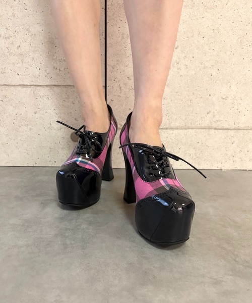 Jeffrey Campbell(ジェフリーキャンベル)の「レトロチェック レースアップパンプス(パンプス・レディース・オレンジ/ネイビー・38/37/36)」の10枚目の写真