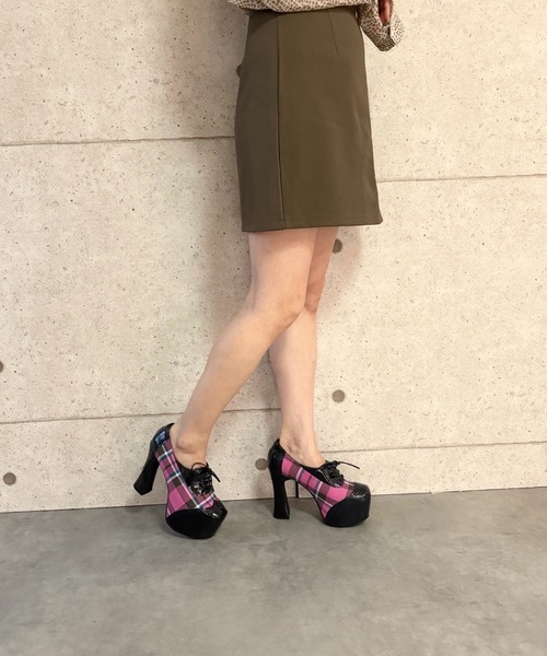 Jeffrey Campbell(ジェフリーキャンベル)の「レトロチェック レースアップパンプス(パンプス・レディース・オレンジ/ネイビー・38/37/36)」の15枚目の写真