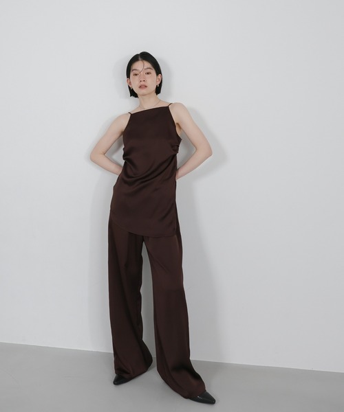 select MOCA(セレクトモカ)の「ストレートイージーサテンパンツ【セットアップ対応/手洗い可】(その他パンツ・レディース・ブラウン/ブラック/アイボリー・LARGE/MEDIUM)」の11枚目の写真