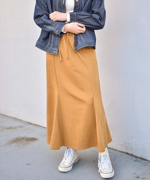 Bleu Bleuet(ブルーブルーエ)の「裏起毛カットツイルマーメイドスカート(スカート・レディース・ブラウン/キャメル/ブラック・FREE)」の3枚目の写真