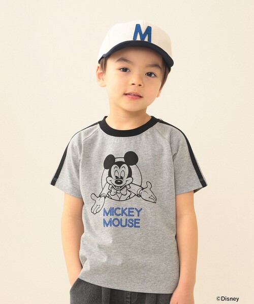 BEAMS mini（ビームスミニ）の「Disney / MICKEY MOUSE / Tシャツ 2026SS（90～140cm）外遊び プチプラ 保育園 通学 定番（Tシャツ/カットソー・キッズ・ナチュラル/ライトグレー・140/110/100/120/130/90）」の2枚目の写真