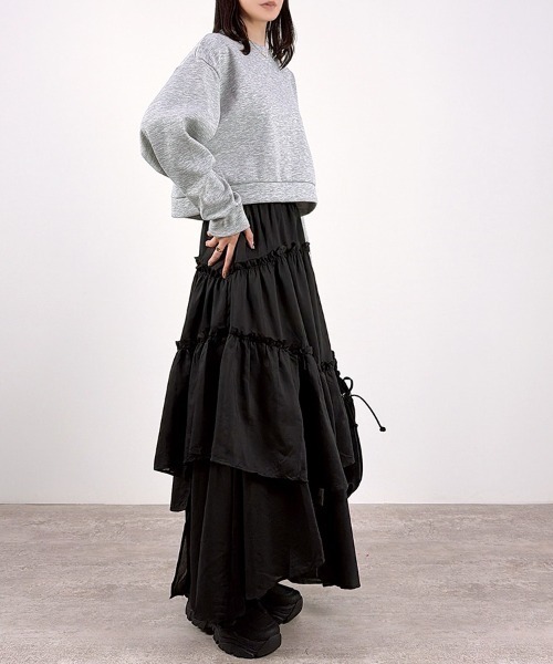 CLOTHY(クロシィ)の「【Allシーズン使えるなめらか軽量素材♪】ショート丈スウェットトップス(セットアップ可)(スウェット・レディース・オフホワイト/ライトグレー/グレー/ブラック・LARGE/MEDIUM)」の19枚目の写真