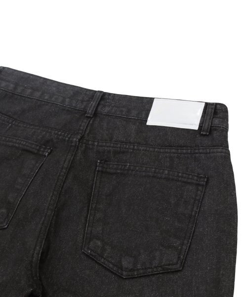 RUNDS(ランディエス)の「デストロイドコーティングデニムパンツ(デニムパンツ・レディース・その他・M/L)」の6枚目の写真