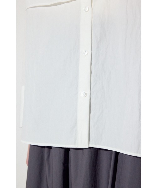 AZUL by moussy(アズールバイマウジー)の「レイヤードバンドカラーシャツ(シャツ/ブラウス・レディース・サックスブルー/ネイビー/オフホワイト・FREE)」の14枚目の写真