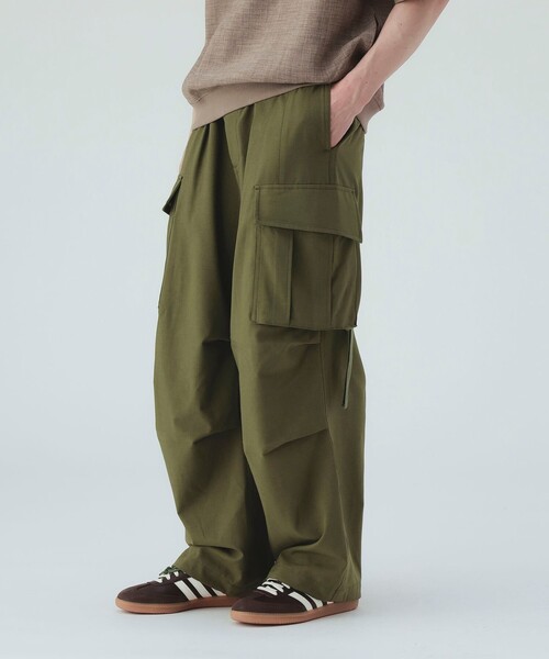 BEAMS HEART（ビームスハート）の「ワイド バルーン カーゴパンツ（吸水速乾）（カーゴパンツ・メンズ・ダークブラウン/ネイビー/オリーブ/ブラック・LARGE/MEDIUM/SMALL）」の19枚目の写真