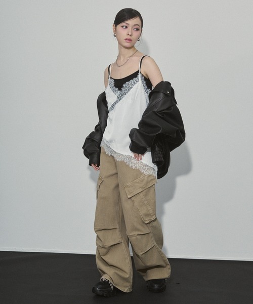 ENVYM（アンビー）の「サテンレースキャミソール（キャミソール・レディース・ブラウン/ブラック/ホワイト・FREE）」の7枚目の写真