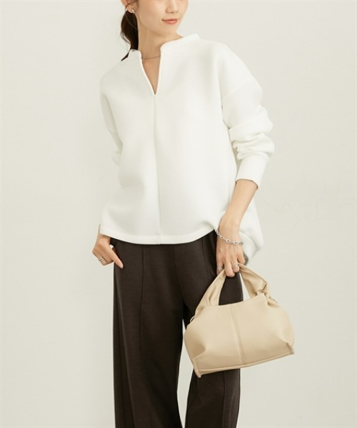 nissen（ニッセン）の「きれいめダンボールスキッパートップス（スウェット・レディース・グレー/オフホワイト/ブラック/ピンク・M/L/LL）」の15枚目の写真